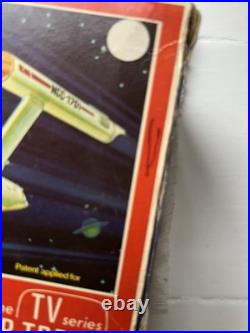 USS ENTERPRISE DINKY STAR TREK 1976 with shuttle, photons and original box