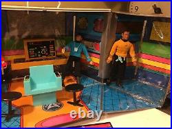 VTG Mego Star Trek USS Enterprise Playset Bridge with 3 Figures Original Box