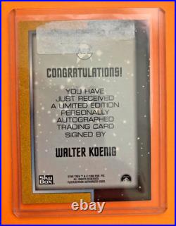 WALTER KOENIG 1997 Skybox Star Trek TOS Season 1 Autograph Trading Card