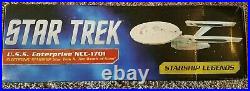 William Shatner Signed Star Trek Starship Legends 16 NCC-1701 Enterprise- JSA